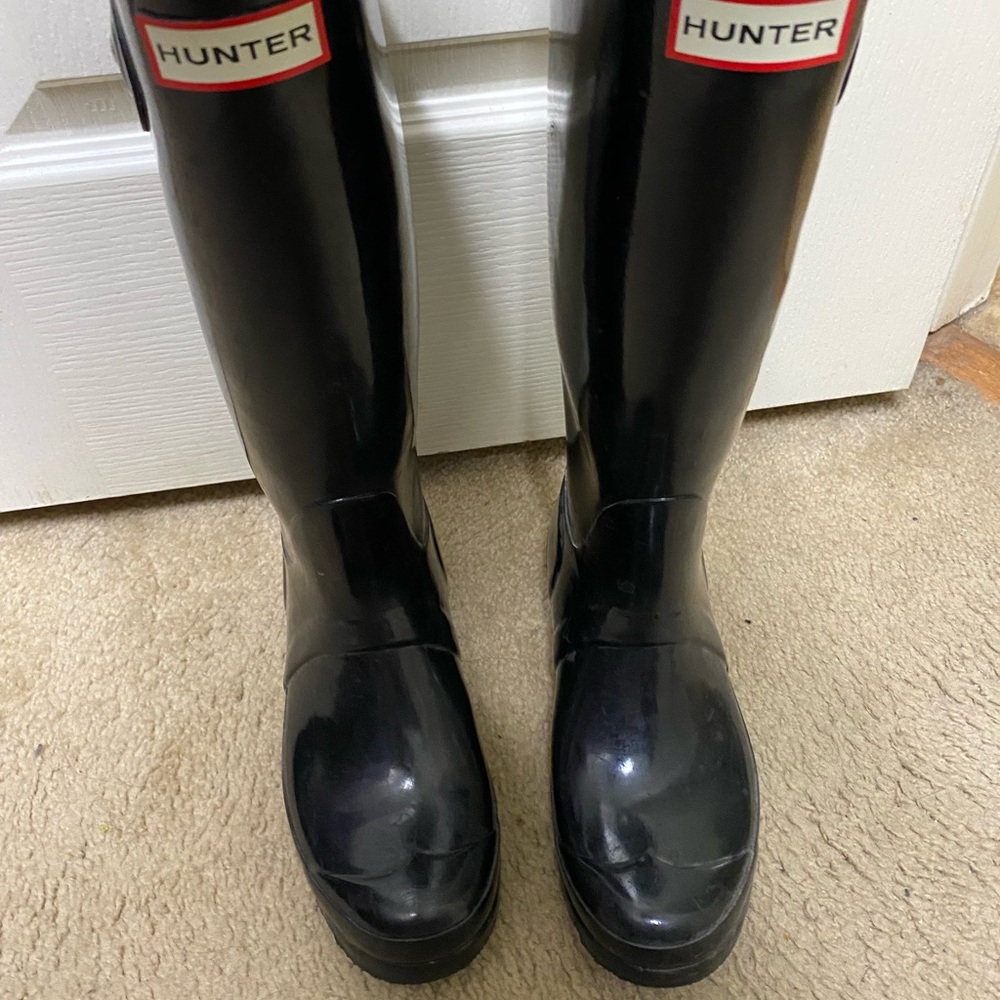 Hunter boots used twice a couple of hours.